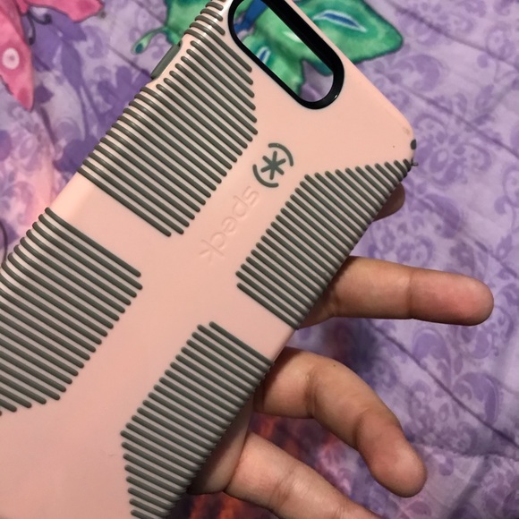 iPhone 6,7,8 plus speck case - Picture 3 of 3